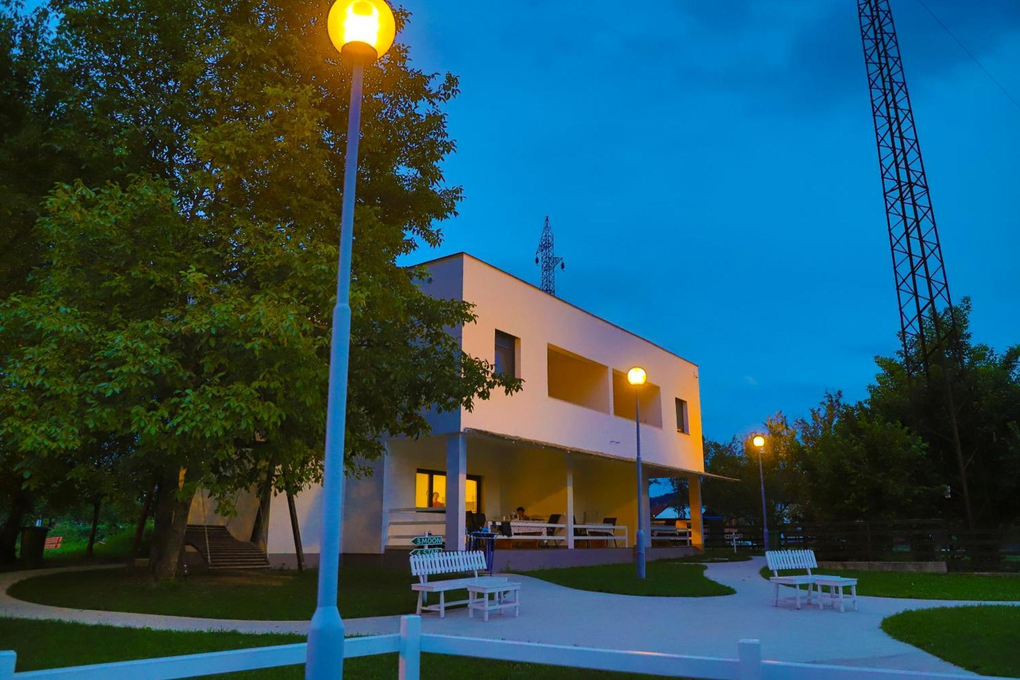 Holiday Homes Pozitiva Bihać Esterno foto